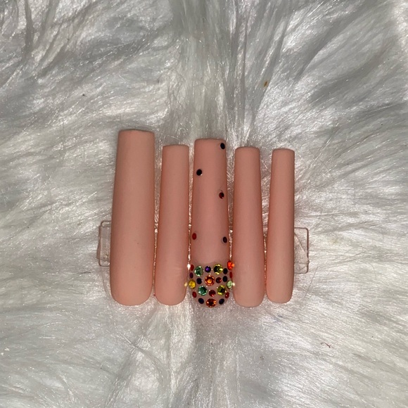 10pcs 3XL Square Nude Pink w/ Multicolored Falling Rhinestones Accent Press Ons - Picture 4 of 15